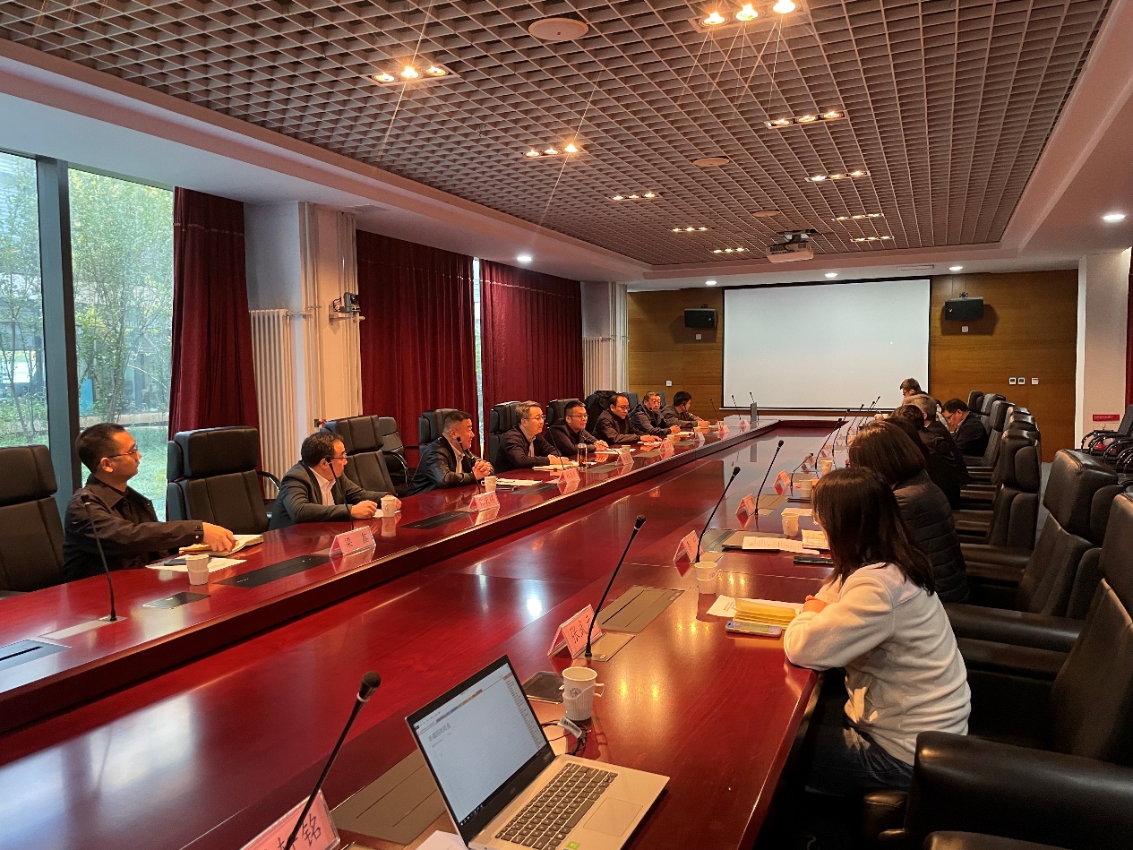 新疆生产建设兵团第四师调研永兴集团yx5978